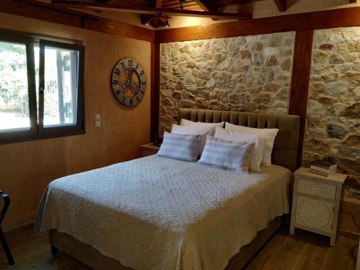 Villa Vena Palaia Fokaia Bagian luar foto